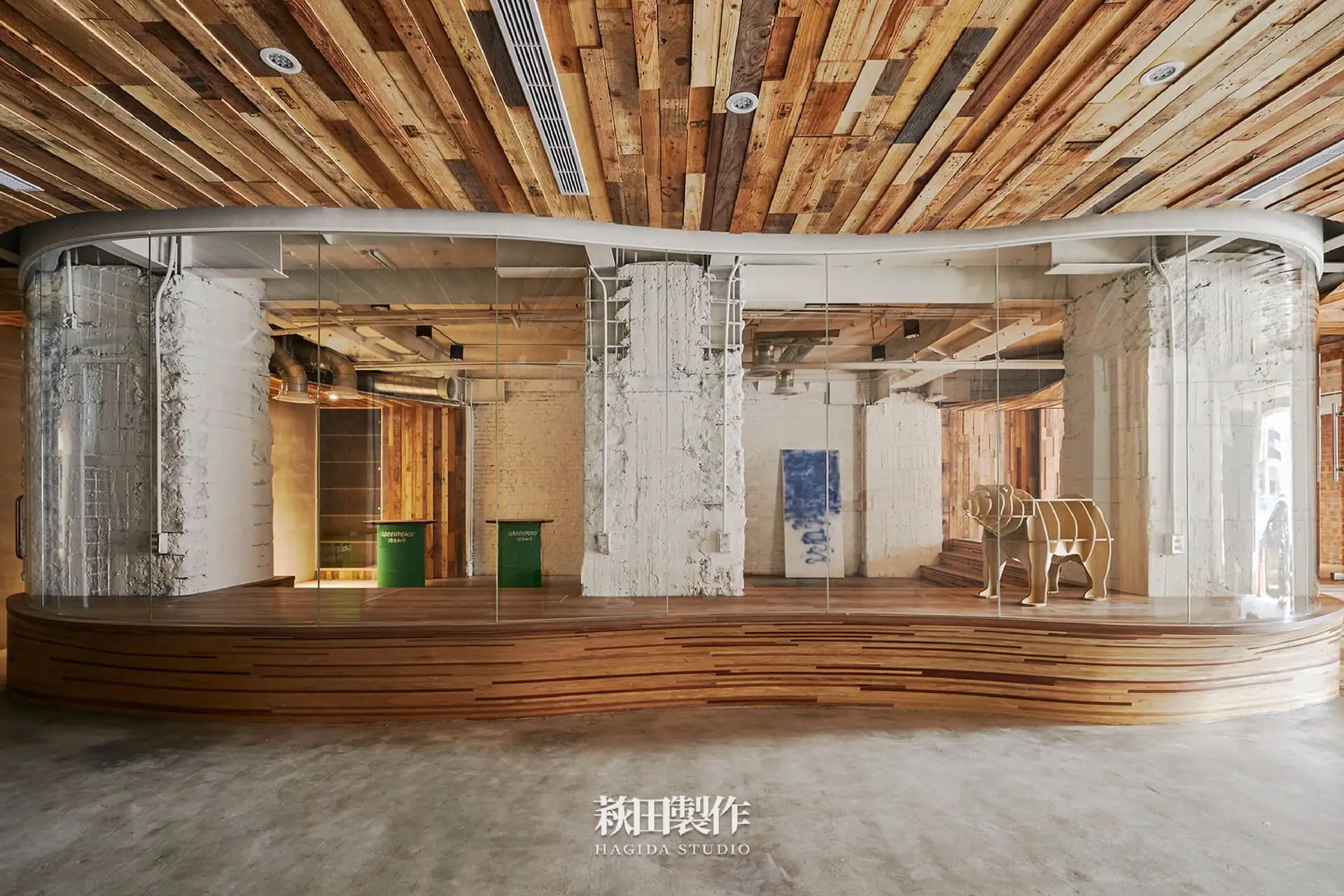 綠色和平國際組織。Greenpeace